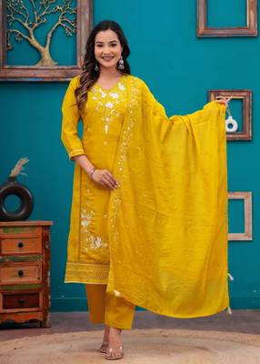 Jaipuri yellow roman silk fabric kurti pant with chanderi dupatta suit set 1