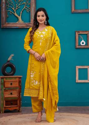 Jaipuri yellow roman silk fabric kurti pant with chanderi dupatta suit set 5