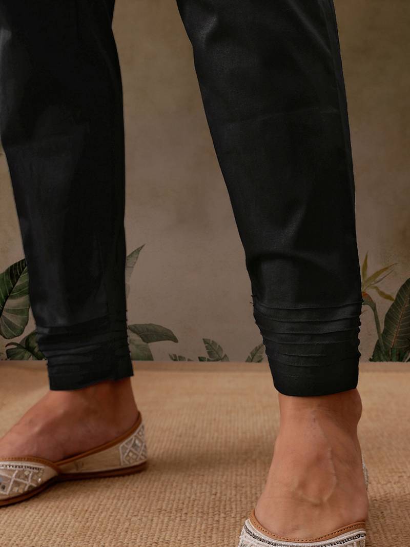 Hand embroidered white georgette lucknowi chikankari kurta with trouser