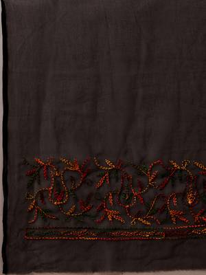 Hand embroidered black georgette lucknowi chikankari saree with blouse 8