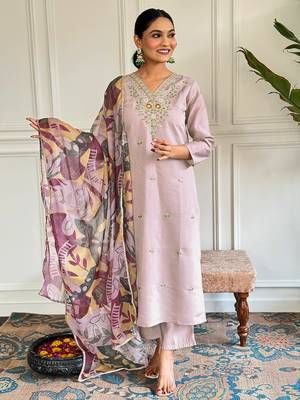 Beige Thread work Chanderi Fabric Straight Kurta, Pant and Dupatta Set 1