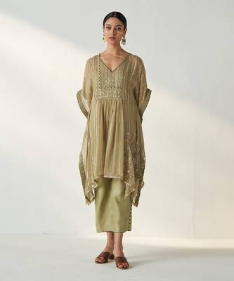 Rabhya green kaftan pant set 1