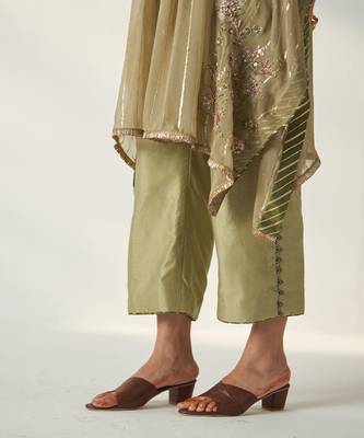 Rabhya green kaftan pant set 2