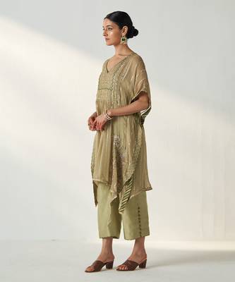 Rabhya green kaftan pant set 6