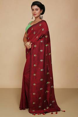 Women's Cotton lamp Embroidery saree (Maroon) 2