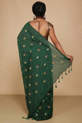 Women's Cotton lamp Embroidery saree (Green) 3
