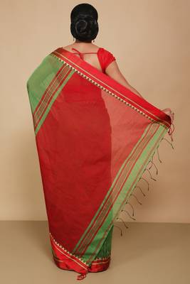 Terchi border handloom saree (Green) 3