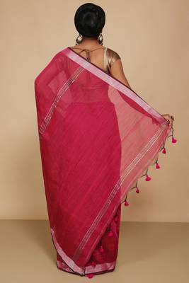 Women's Handloom Jari Cotton Saree  (Pink) 3