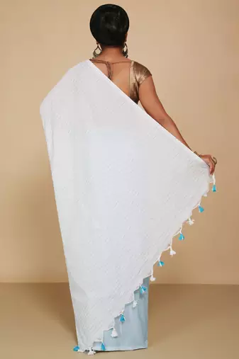 Cotton half half Colour molmol Saree Pallu Stripe With Blouse Piece (White Turquise)