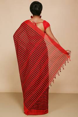 Women's Handloom Cotton Saree With Blouse Piece  (Red Black) 3