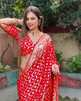 Red Color Viscose Georgette Saree 2