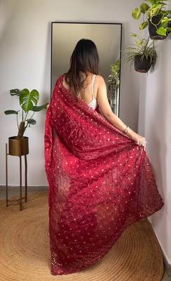 Maroon silk saree for festivals 3