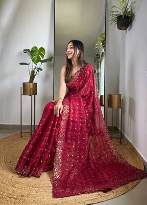 Maroon silk saree for festivals 4