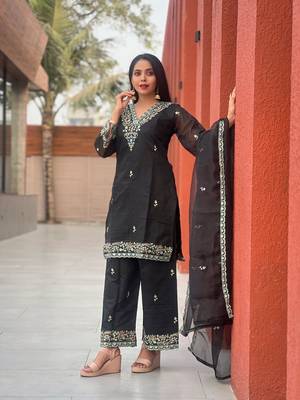 Black embroidery silk a-line kurta set 1