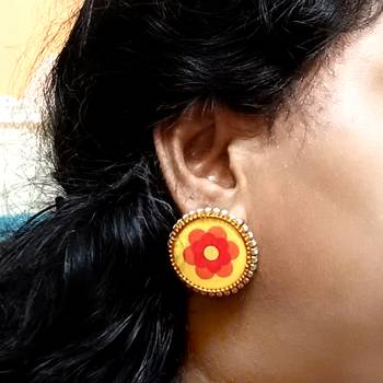 Handcrafted resin stud 3