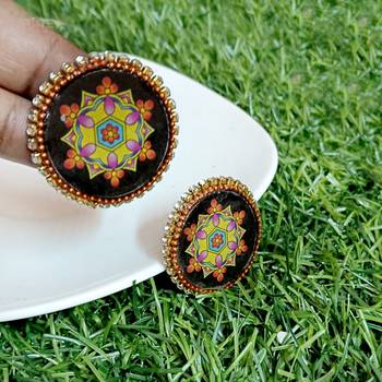 Handcrafted resin stud rs-10 2
