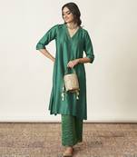 The maharani bucket bag - gold