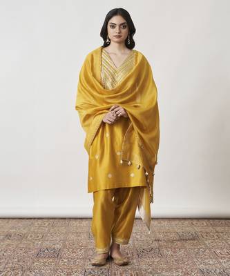 The sarson silk chanderi ensemble 1