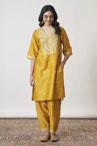 The sarson silk chanderi ensemble