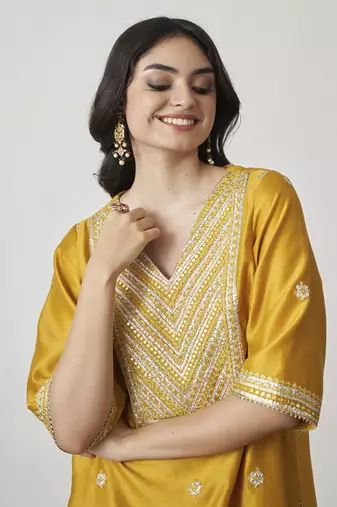 The sarson silk chanderi ensemble