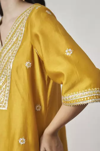 The sarson silk chanderi ensemble
