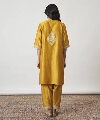 The sarson silk chanderi ensemble 5