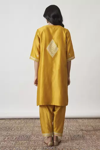 The sarson silk chanderi ensemble