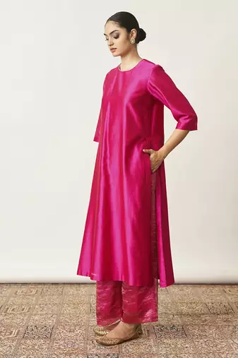 The rani pink silk chanderi set
