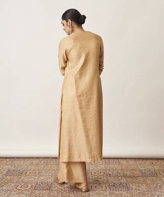 The gold beige silk tissue chanderi kurta & pants set 3
