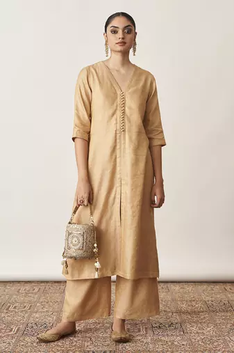The gold beige silk tissue chanderi kurta & pants set