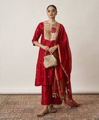The sindoori silk chanderi & banarasi set 1