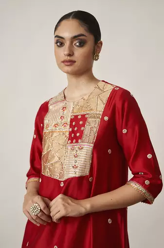 The sindoori silk chanderi & banarasi set