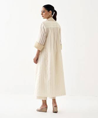The chandani silk chanderi ensemble with woven banarasi & handwork 4