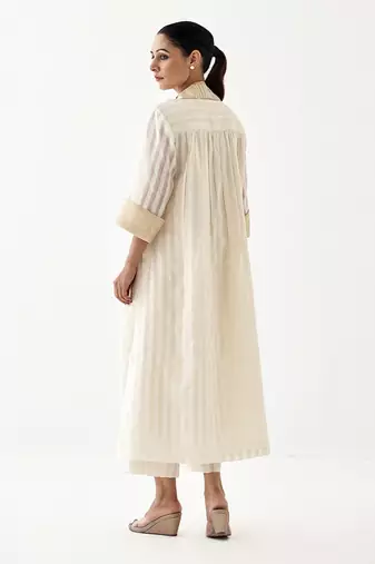 The chandani silk chanderi ensemble with woven banarasi & handwork