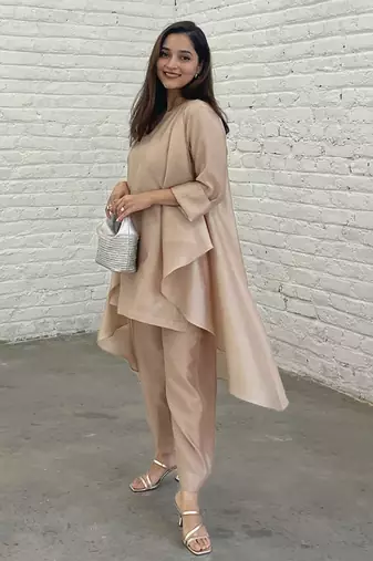 The waterfall jacket ensemble - champagne
