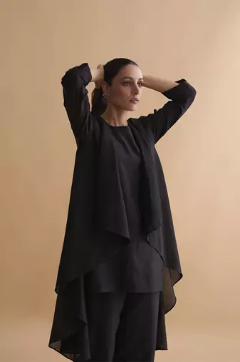 The waterfall jacket ensemble - black