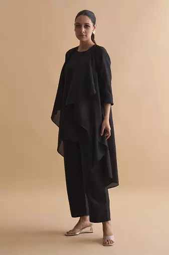 The waterfall jacket ensemble - black