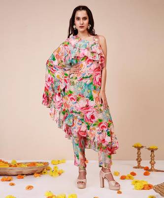Bold floral frill set 1