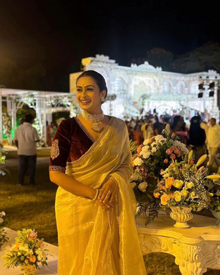 Elegant Cream Crush Tissue Silk Saree with Velvet Embroidered Unstitched Blouse 3