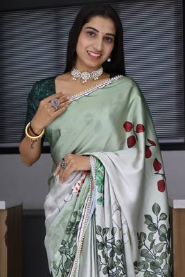 L-green printed satin pearl lace saree with unstitched blose 2