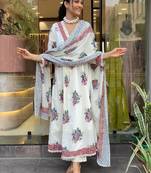 White Cotton Printed Kurta Pant Dupatta Set