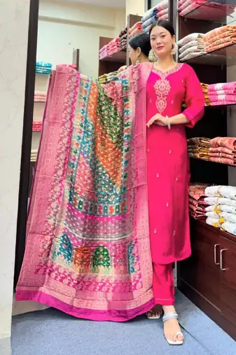 Pink silk embroidered kurta wih pant & duppata