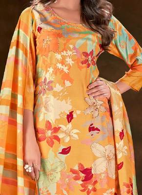 Yellow cotton printed kurta with pant & dupatta 3