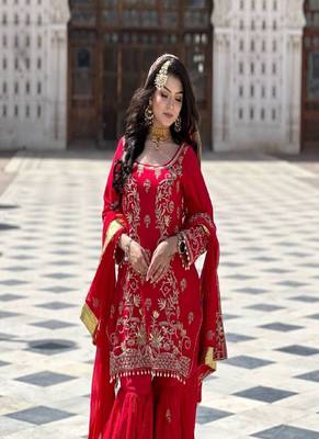 Red faux georgette embroidered kurta with pant & dupatta 3