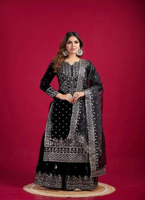 Obsidian Black Viscose Embroidered Kurta Pant Dupatta Set 2