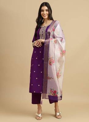 Purple rayon digital print kurta wih pant & dupatta 2