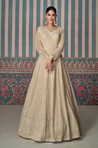 Cream art silk embroidered kurta with pant & dupatta