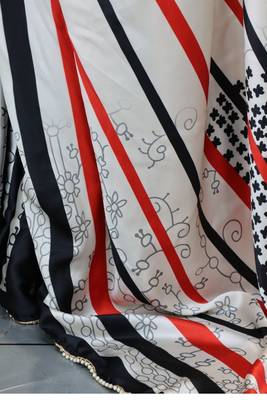 Red printed satin pearl lace saree with  unstitched blouse 3