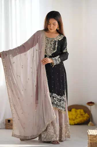 Black embroidered ethnic set