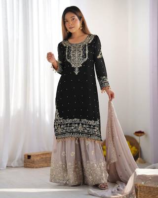 Black embroidered ethnic set 4